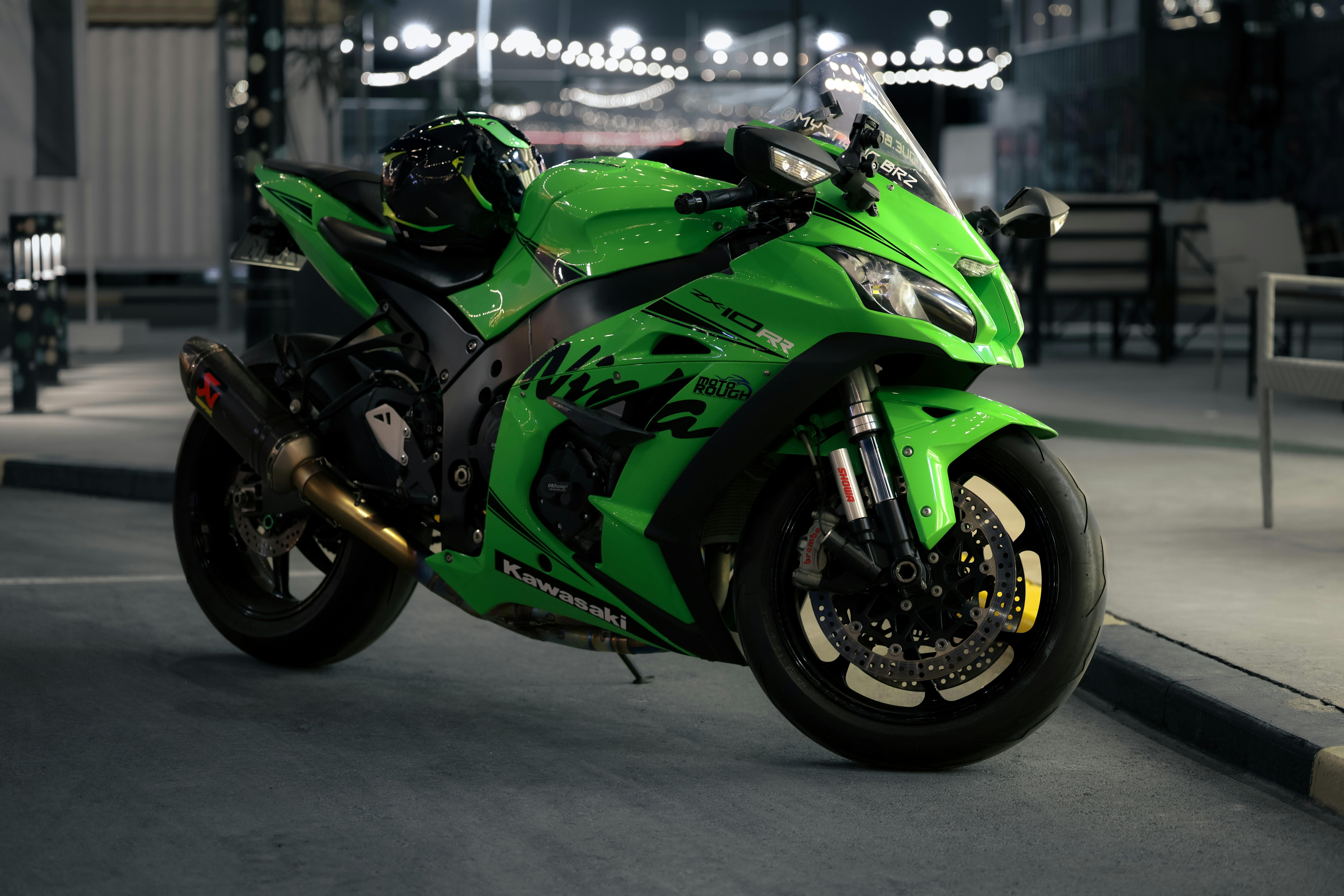 Kawasaki ZX-10RR Night